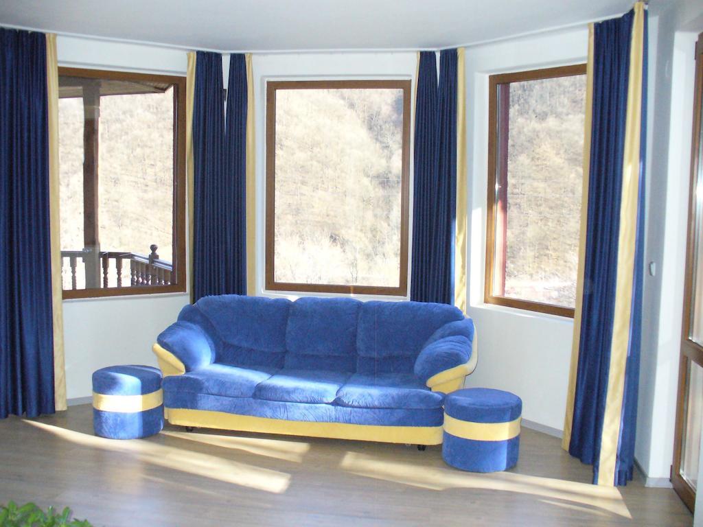 Guest House Alfa Daniel Balkanets  الغرفة الصورة